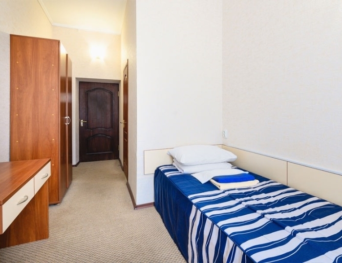 Стандарт 1-местный, юг (корп.1) - Санаторий «Алушта»