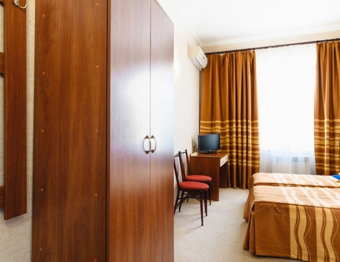 Стандарт 2-местный, юг (корп.1) - Санаторий «Алушта»