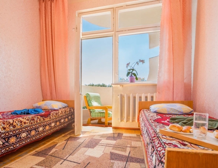 Эконом 2-местный с кондиционером (корп.5) - Санаторий «Алушта»